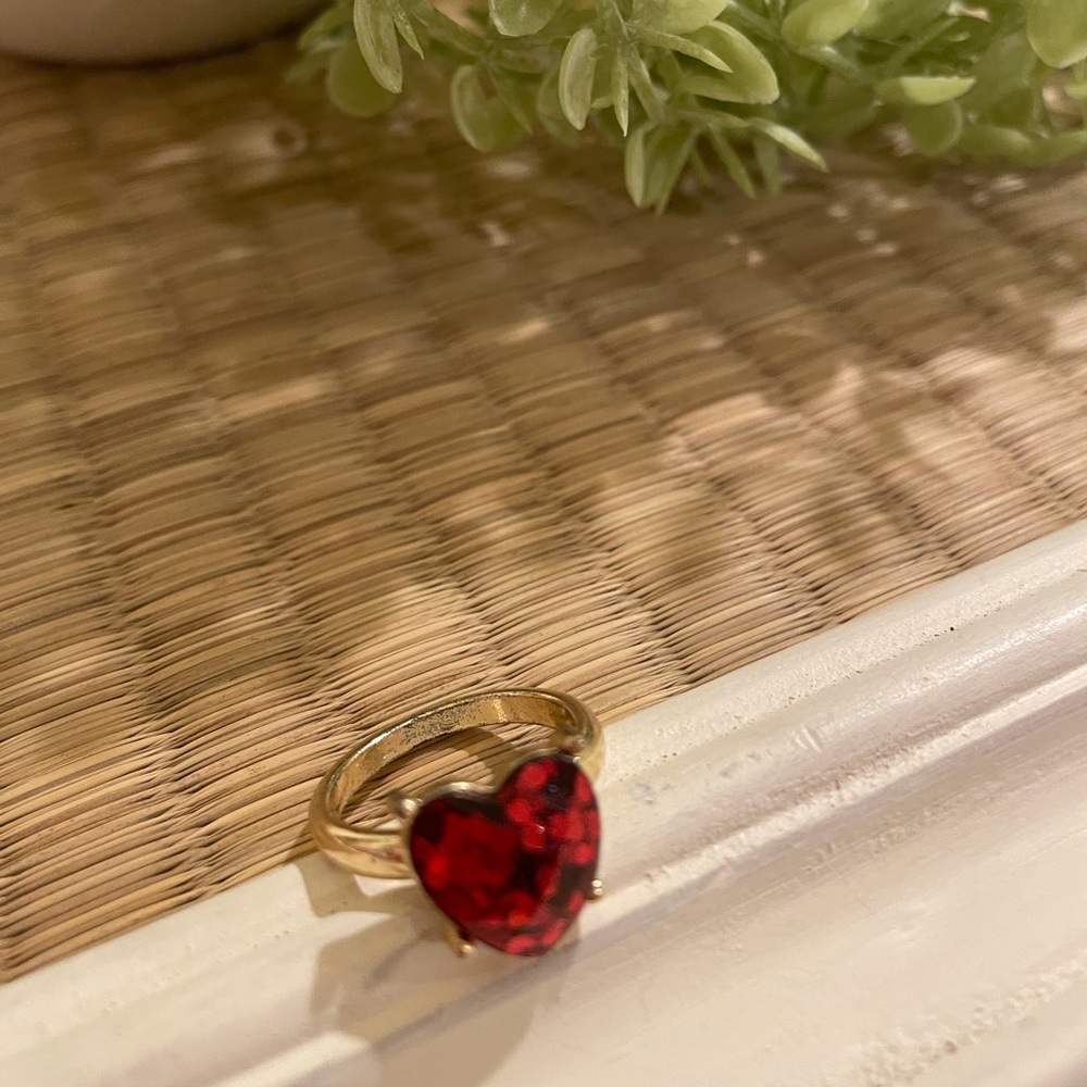 Heart ring